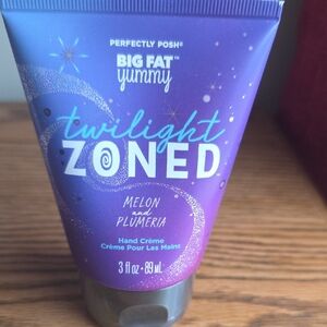 Perfectly Posh Twilight Zoned Hand Crème - Purple and Silver
